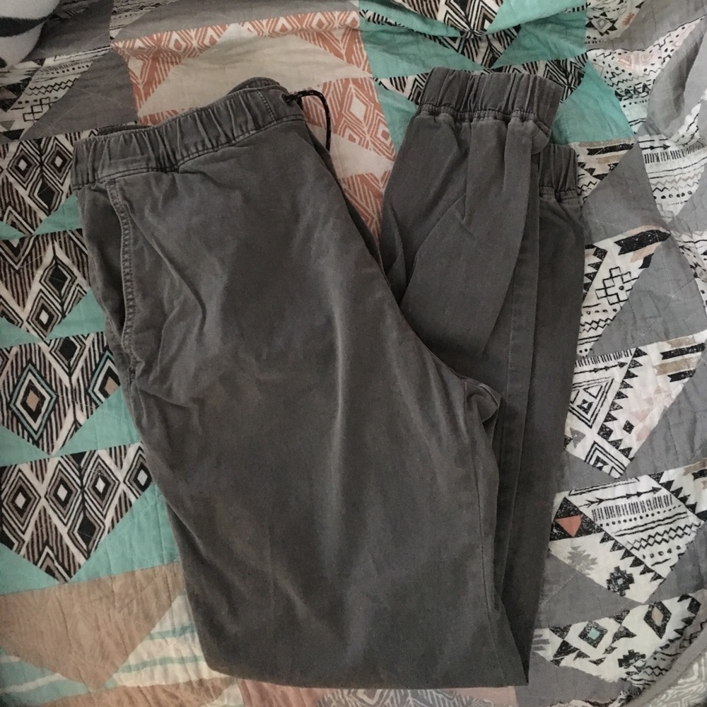 American Eagle grey men's joggers medium