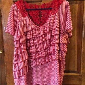 Red /white short sleeve top with lace size 26/28W