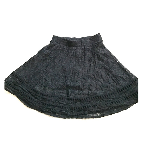 Skirt - Picture 1 of 2