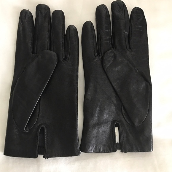 Nordstrom Accessories - FINAL PRICE.....Ladies leather gloves