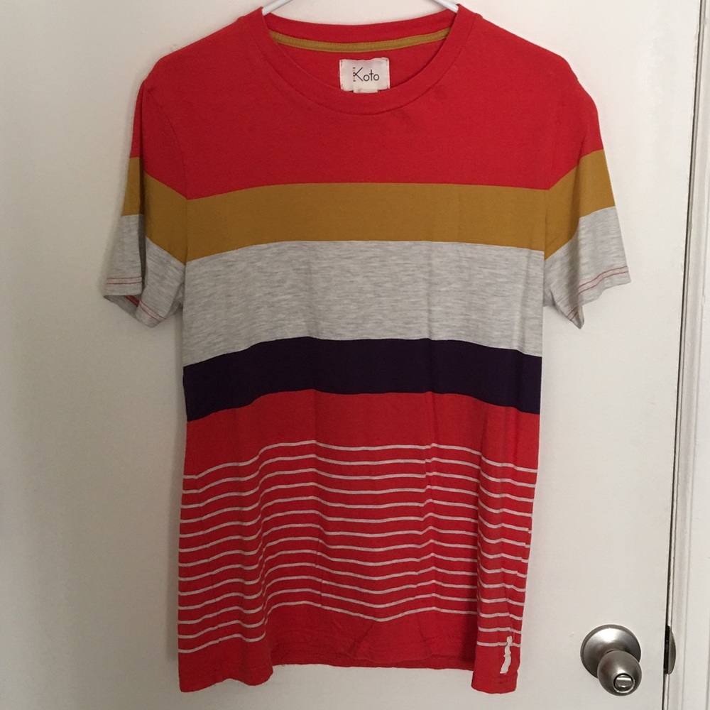 Colorful and comfortable! Barely worn!