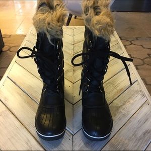 Waterproof winter boots