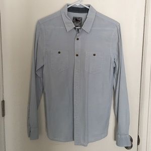 Light chambray button down in amazing condition!