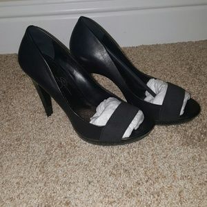 Jessica Simpson Pumps