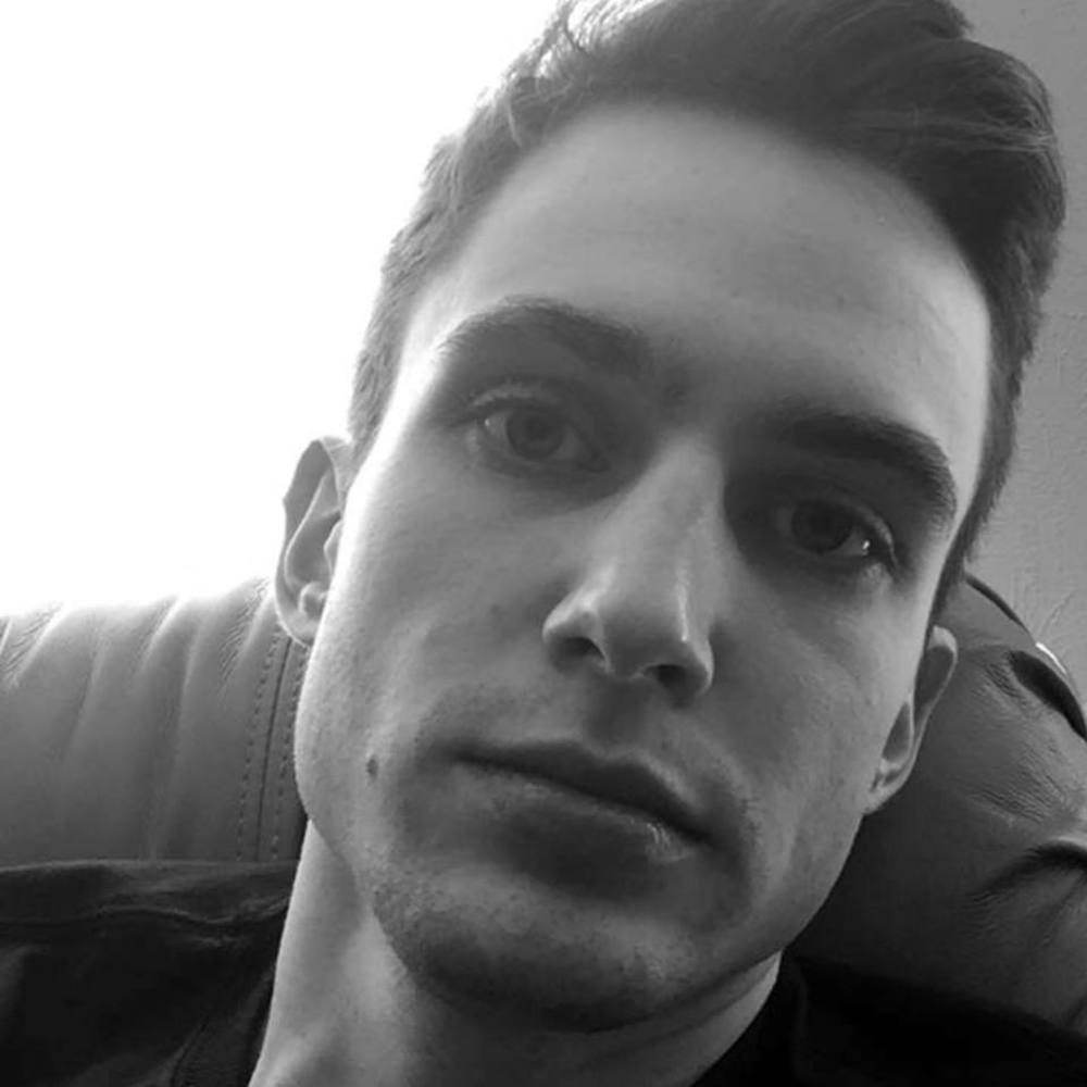 Meet your Posher, Chris