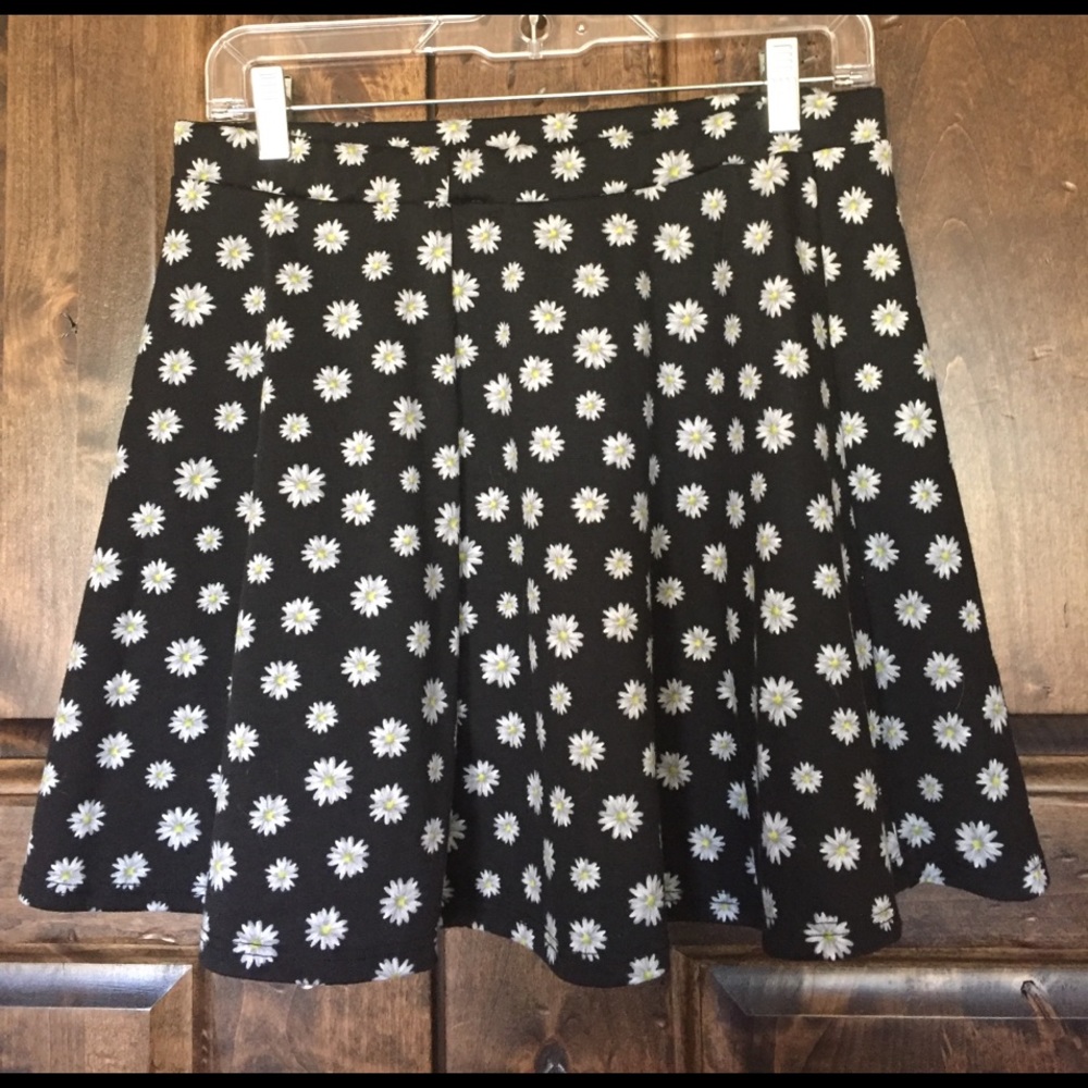 A black flower skirt