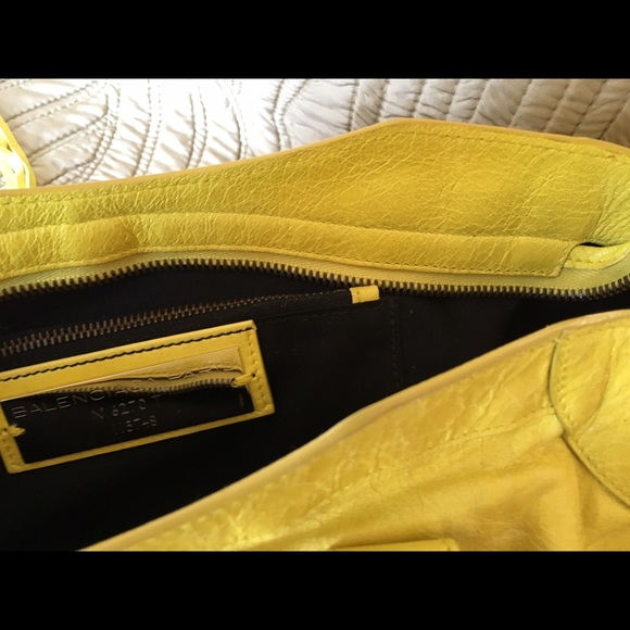 Balenciaga City Bag - Picture 6 of 9