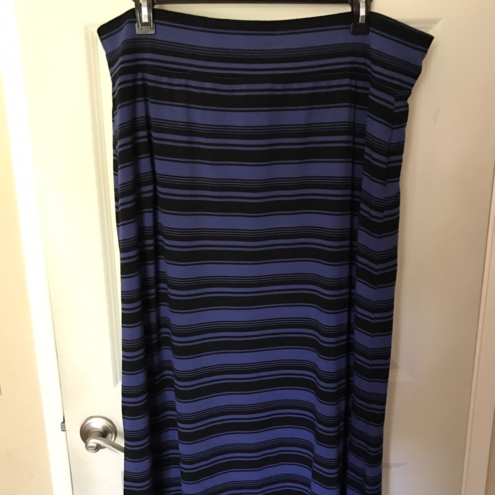 Striped maxi skirt!