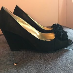 Black Wedge Sandals Size 9.5