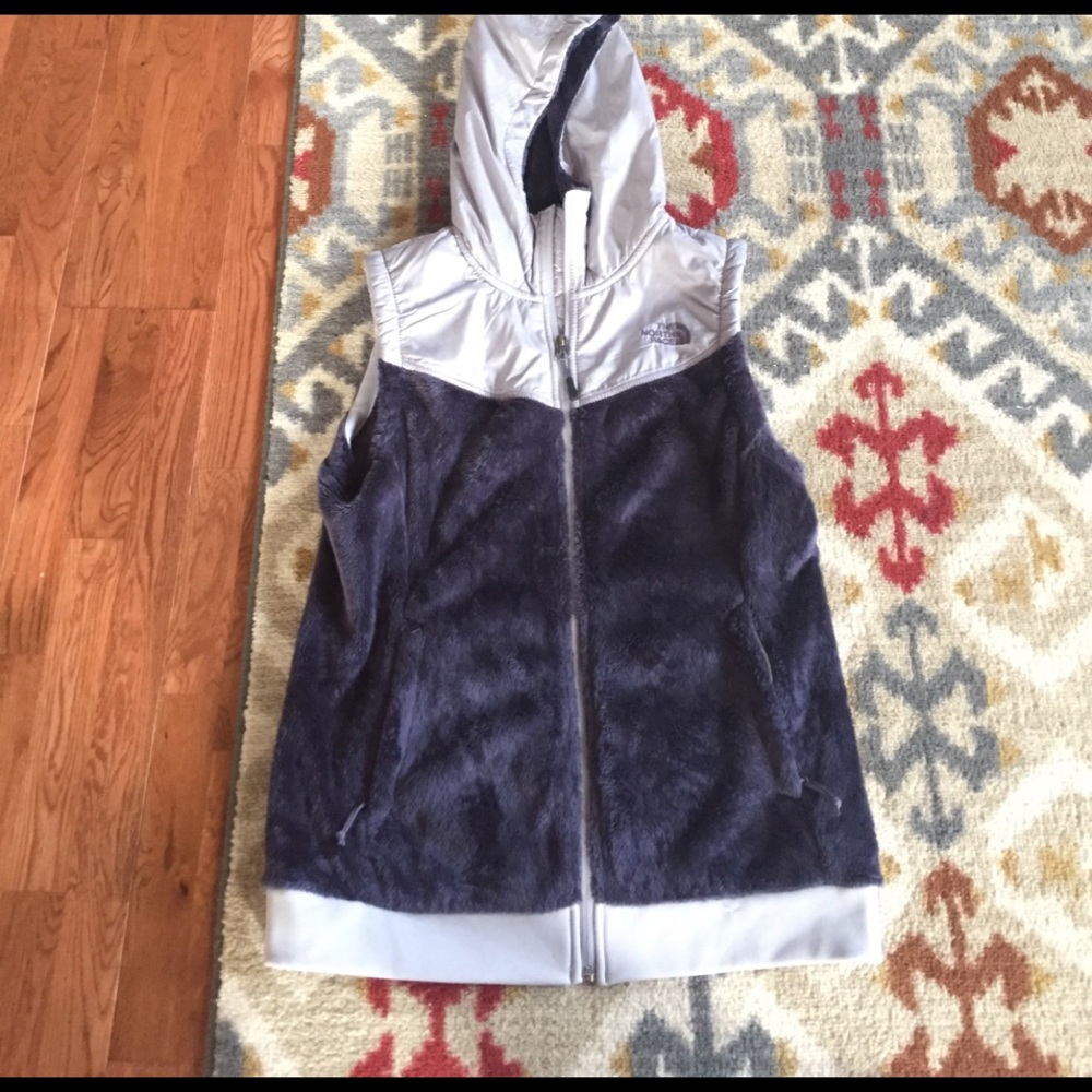 North face vest