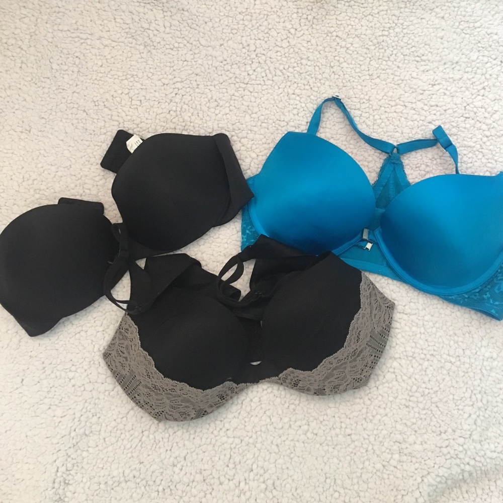 Lot of bras