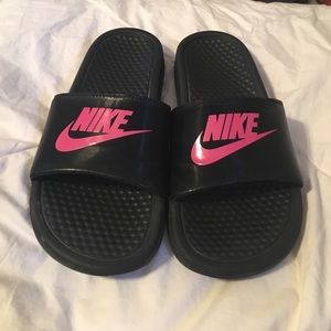 NWOT Nike Women's Slides