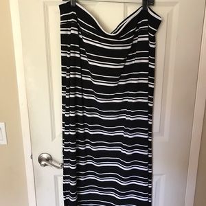 Black and white maxi skirt!