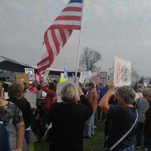 Meet your Posher, Stacy