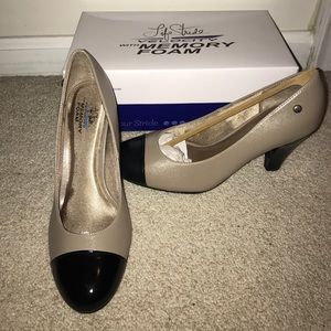 Life Stride Velocity heels