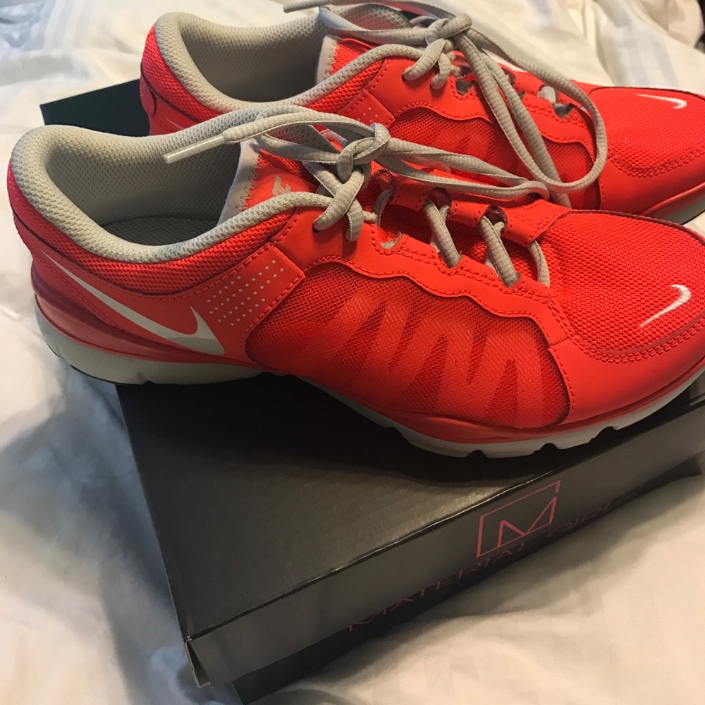 Nike shoes