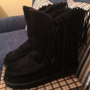 Boots Eskimo style MOU