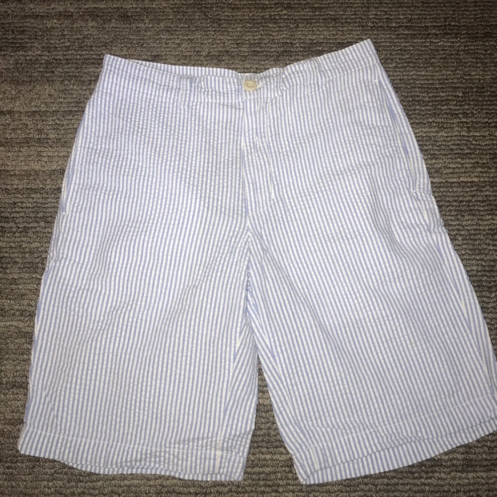 Vineyard vines seersucker shorts