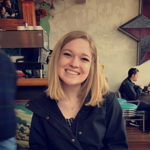 Meet your Posher, Brooke