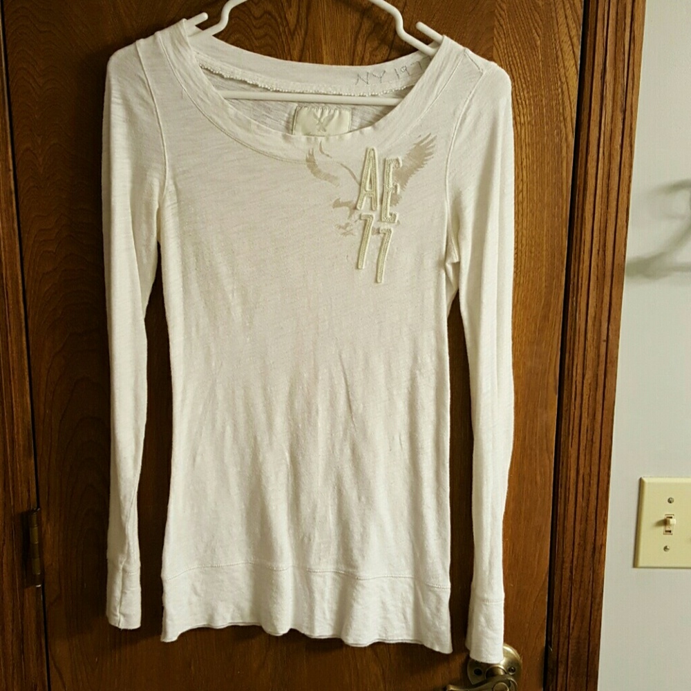 American Eagle top