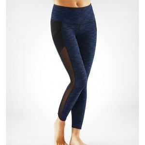 Spring 2017 Manduka Blue Leggings NWT