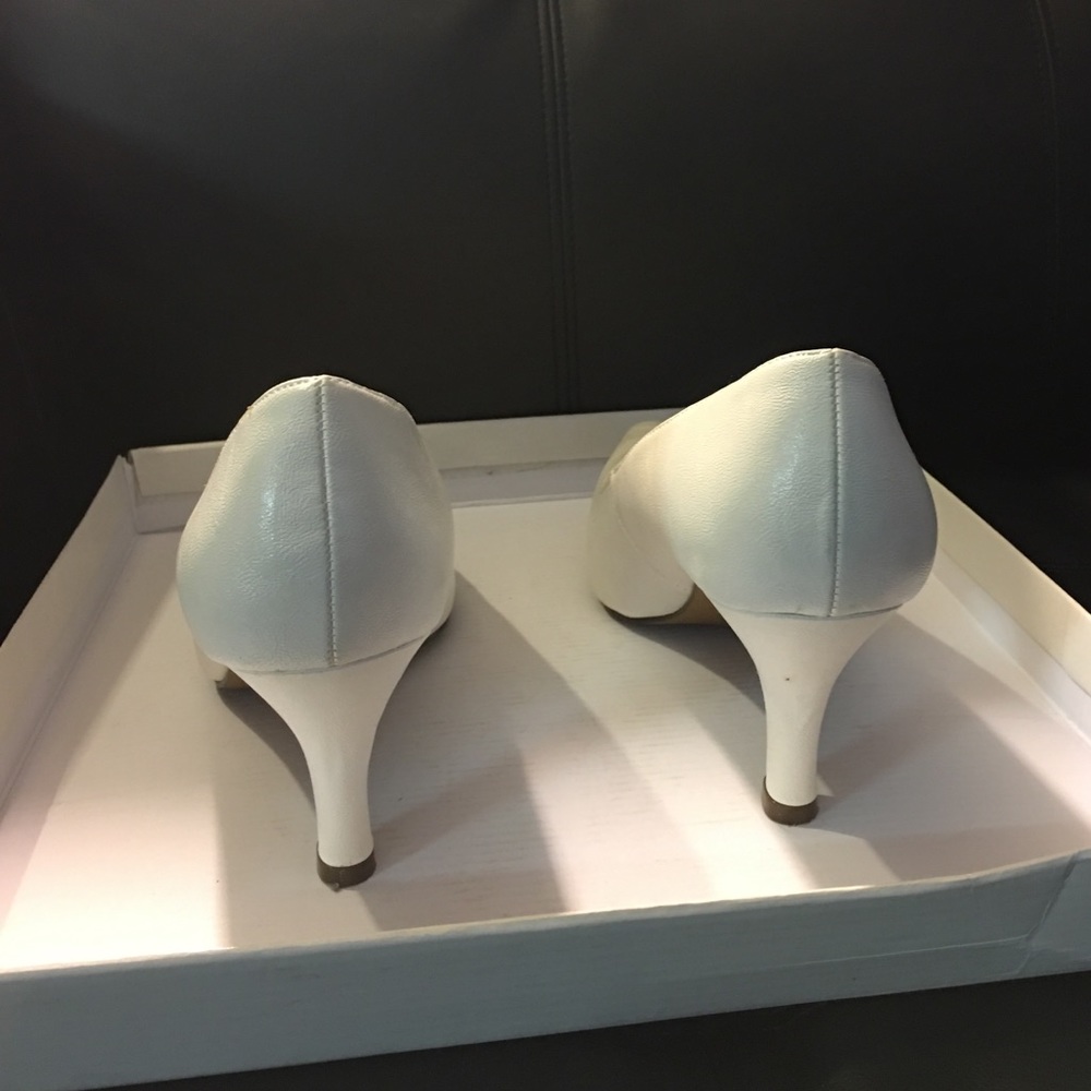 Shoes - Picture 3 of 3