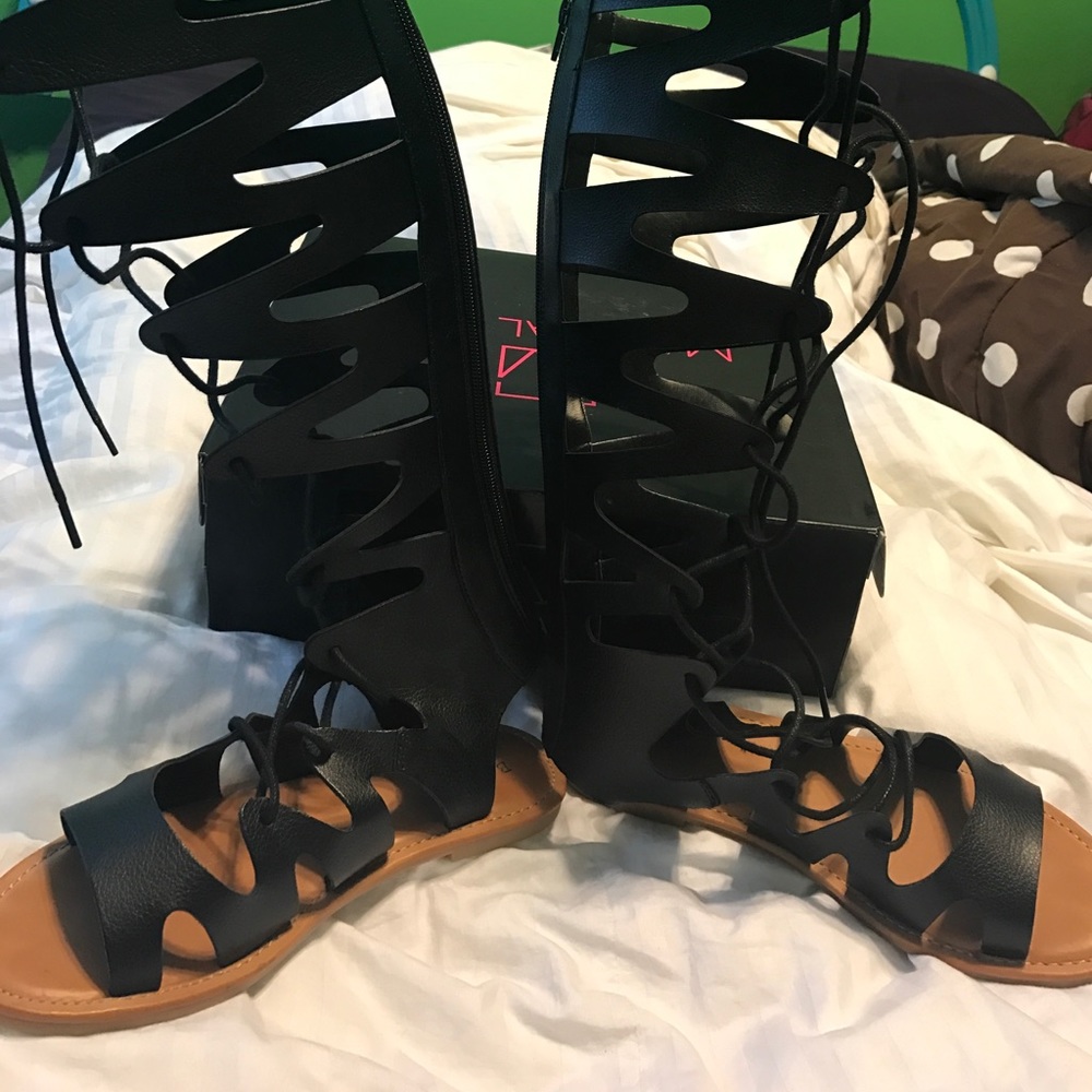 Cute shoes. Worn once