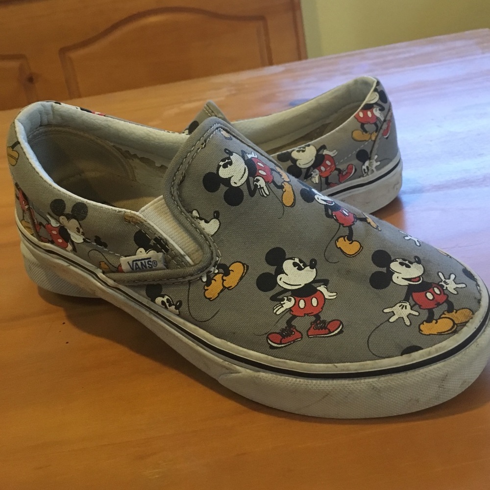 Mickey Mouse vans