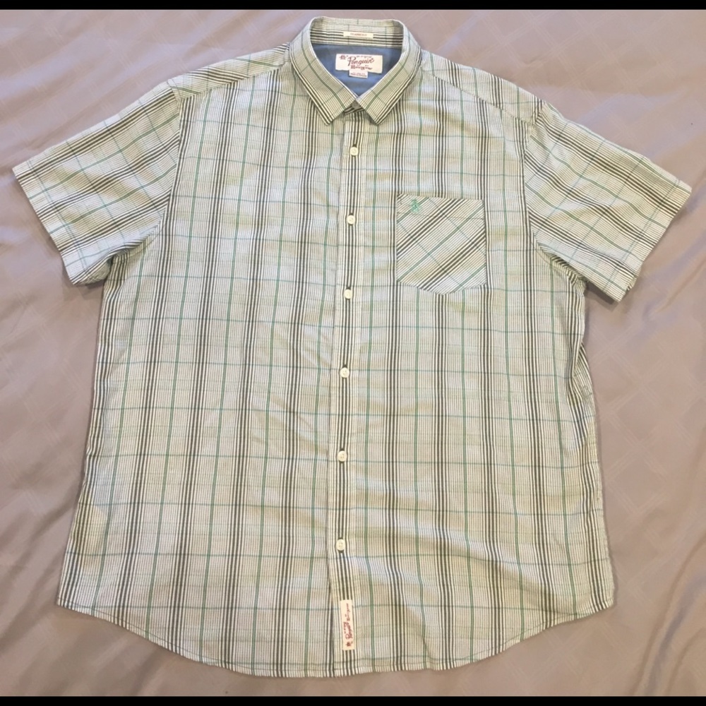 🔥SOLD🔥 Penguin button down classic fit short sleeve shirt