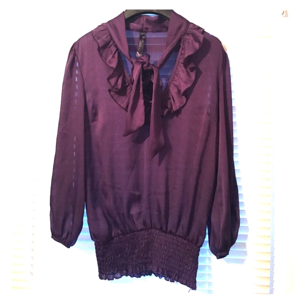 Ladies silky top