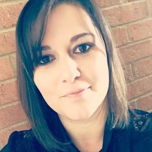 Meet your Posher, Liz