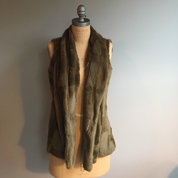 Vine Street Vest - Picture 1 of 3