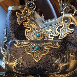 Cowgirl Trendy Concealed Carry Bag & Wallet