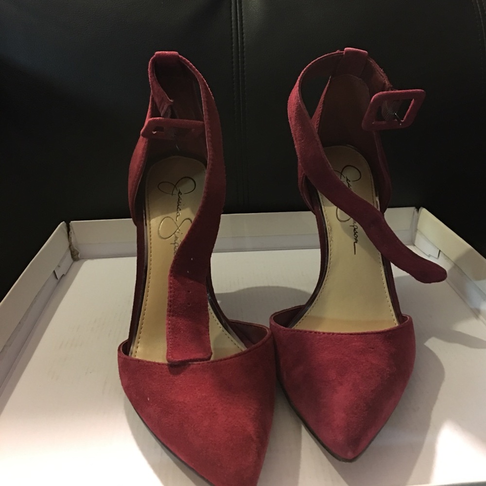 Shoes - Picture 2 of 3