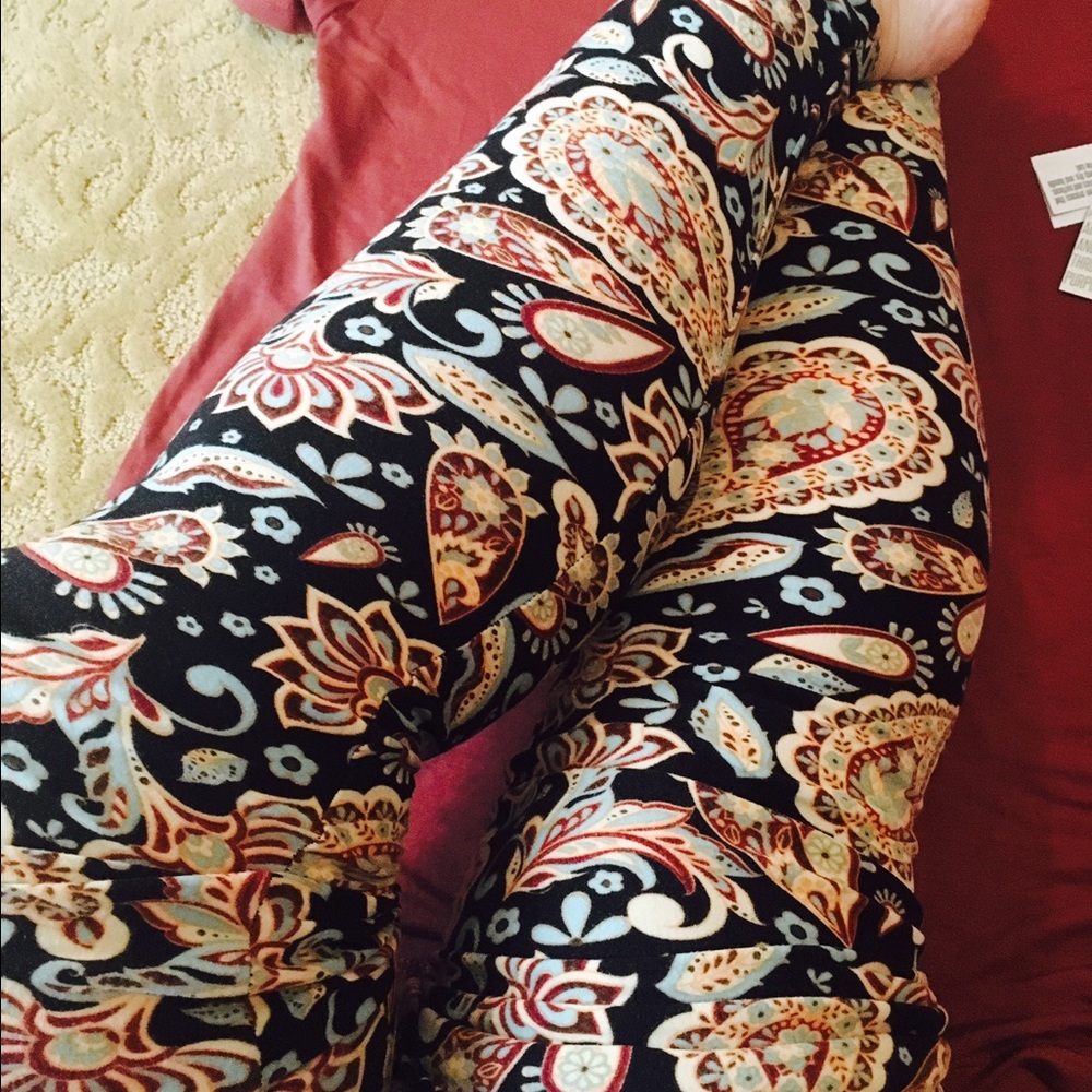 Lularoe OS leggings. EUC