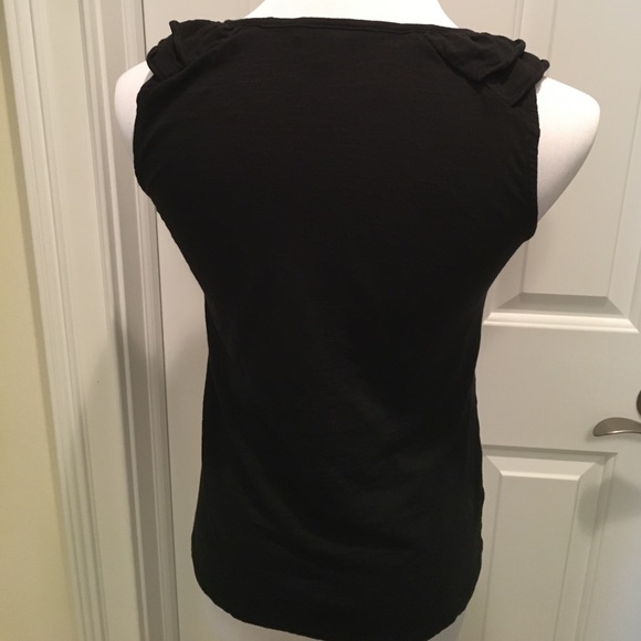 Banana Republic Sleeveless Black Blouse - Picture 3 of 5