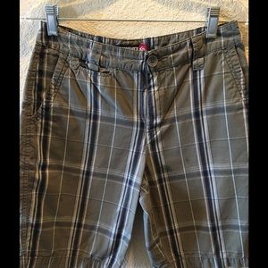 Quicksilver Khaki Plaid Shorts Size 28