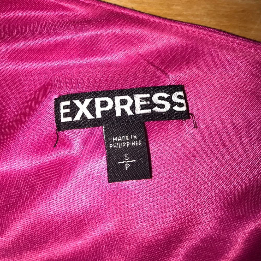Dress - Picture 4 of 4