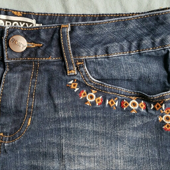 Roxy Cut Off Shorts - Picture 3 of 4