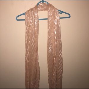 Blush Infinity scarf with Silver detail