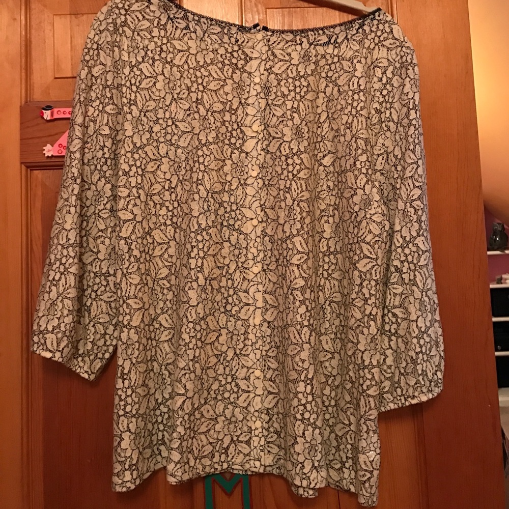 Lace top - Picture 4 of 5