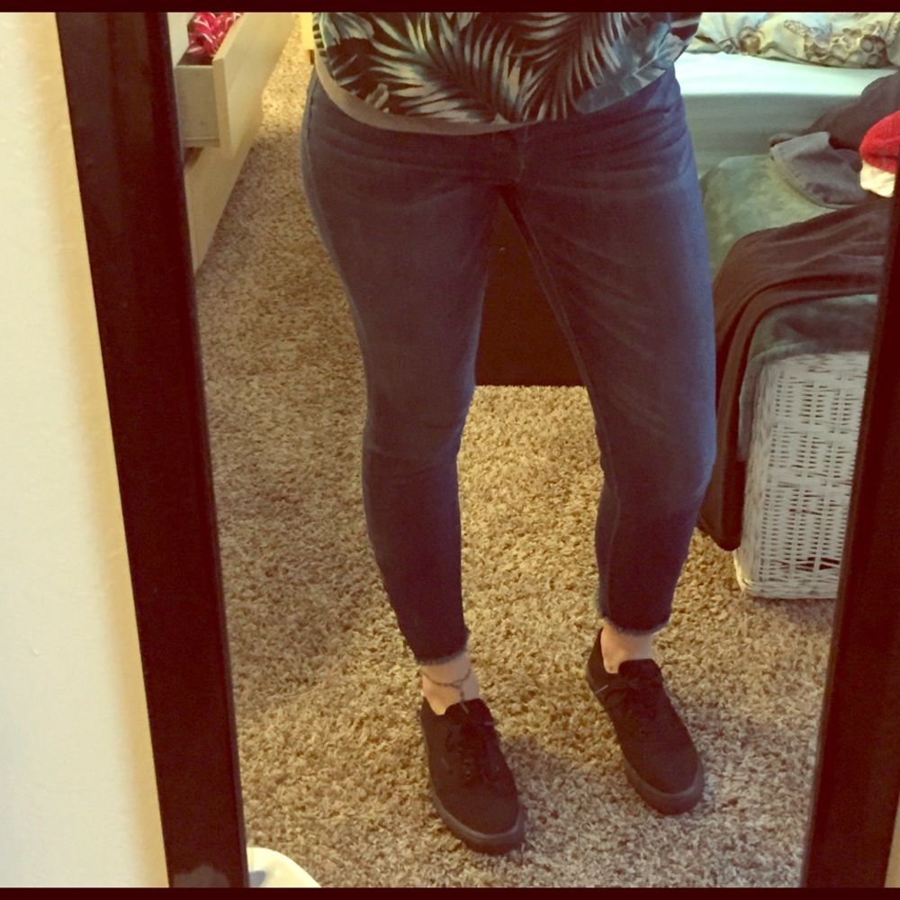 Skinny ankle jeans