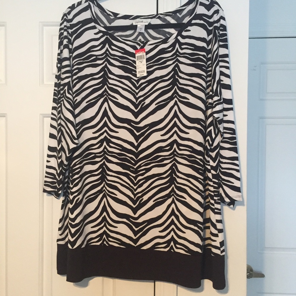 Jaclyn Smith collection zebra top