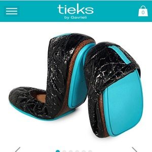 Black patent Tieks