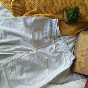 White drawstring linen type pants