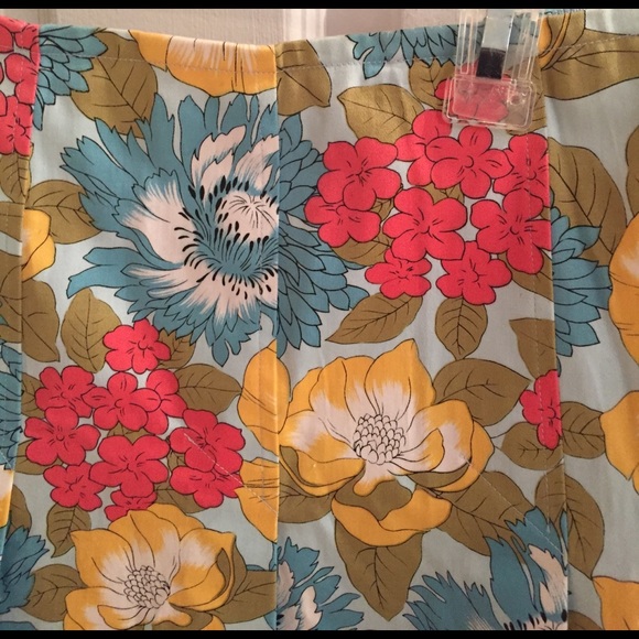 Caslon flowery spring skirt - Picture 3 of 5