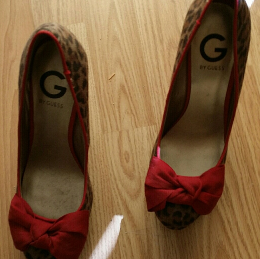 G by Guess Leopard print red heels