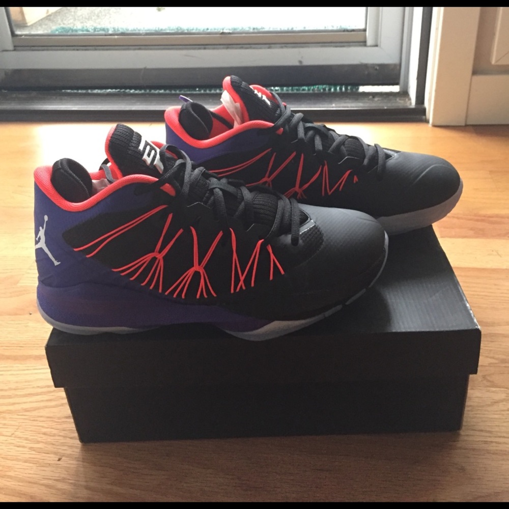 Jordan CP3.VII AE size 7.5 men