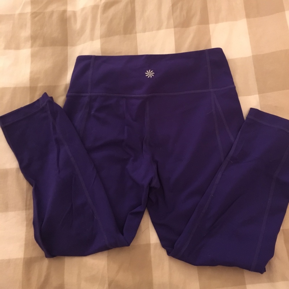 Athleta crops Size small