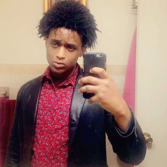 Meet your Posher, Manny - Picture 1 of 1